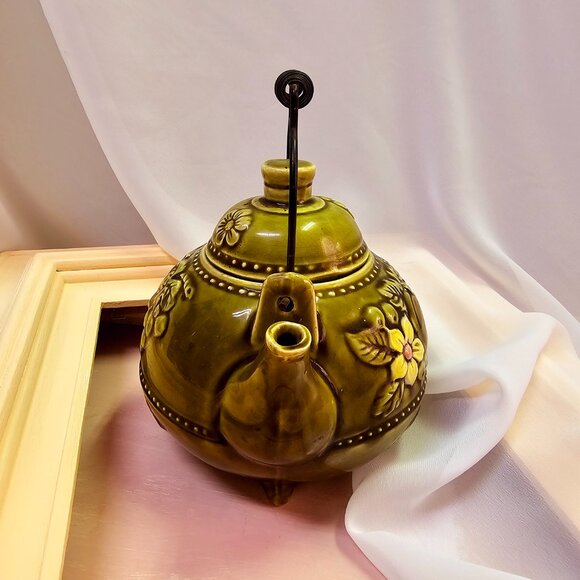 Royal Sealy Ceramic Teapot with Fruits & Flowers, Autumn Themed, Vintage - Picture 3 of 7
